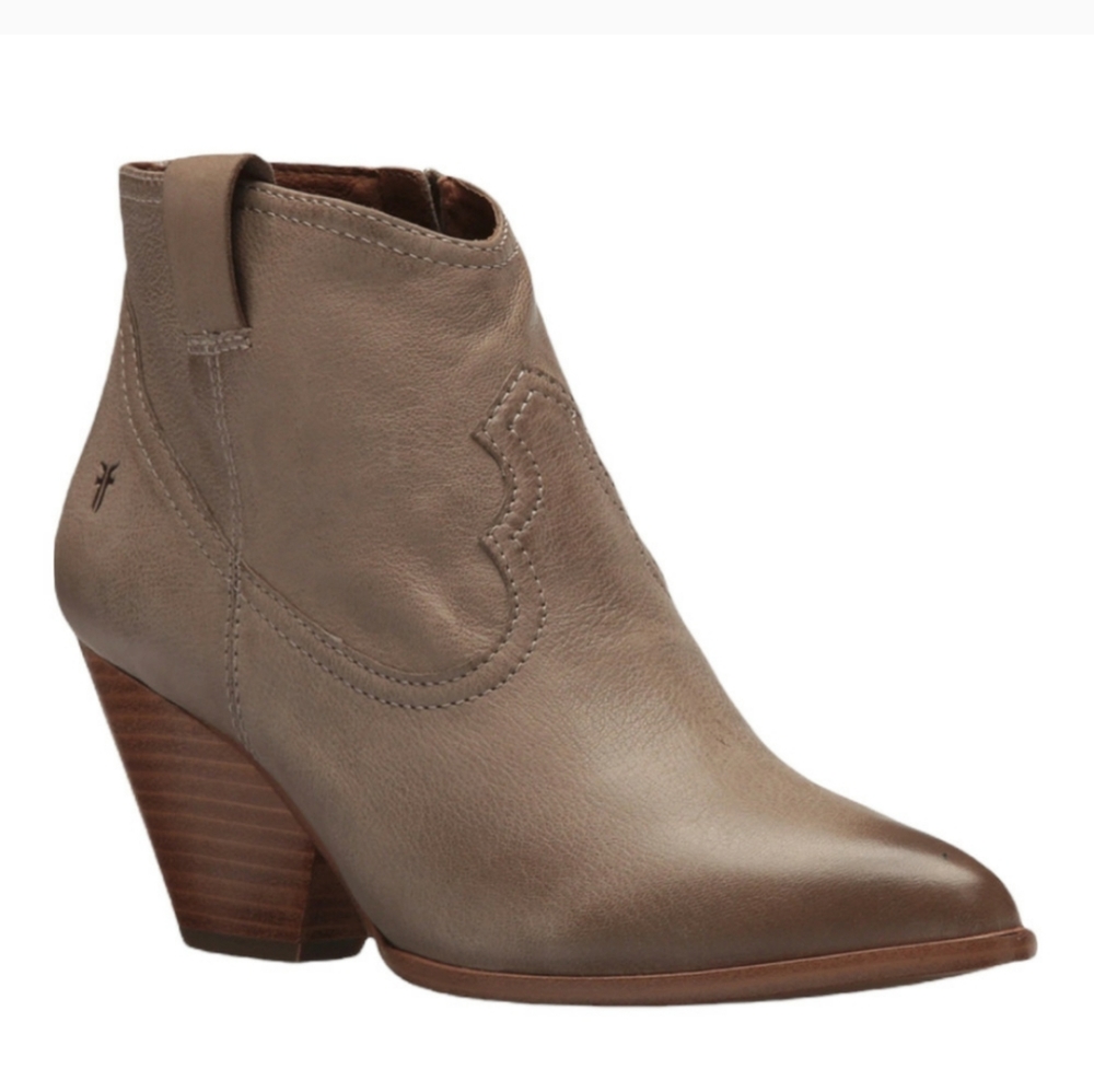 NWOT 9.5 FRYE RAINA BOOTIES BIEGE pointed toe - Picture 3 of 12